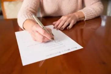 Protecting Your House With a Life Estate Deed